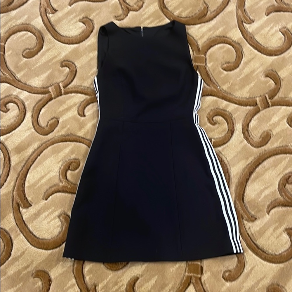 Alice and Olivia cocktail dress